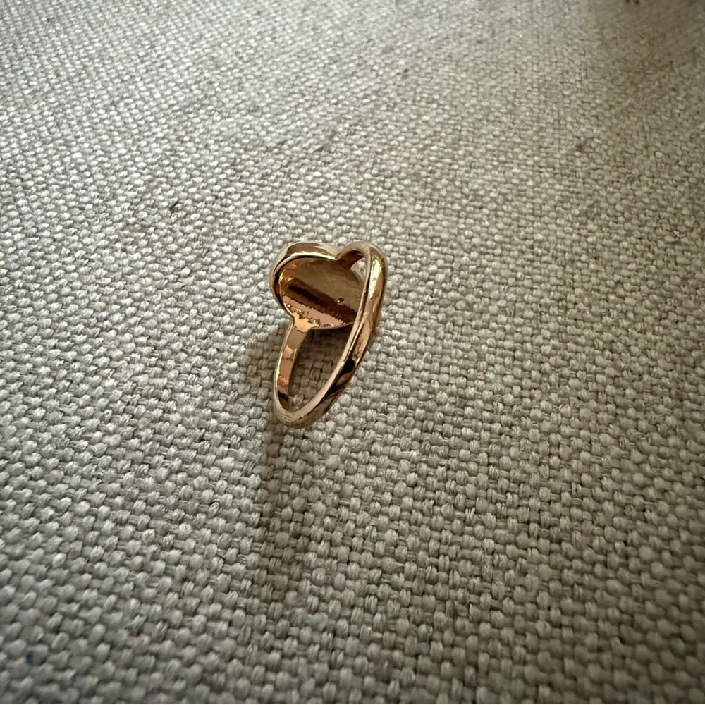 Park Lane Women’s Size 8 Gold Ring with Purple Gemstone - Picture 3 of 3
